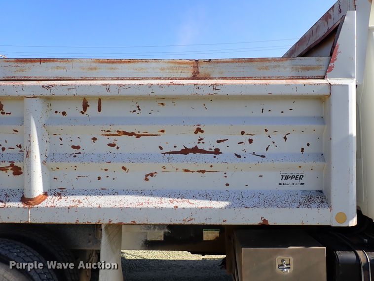 image for item DR0926 2001 Sterling L7500  dump truck