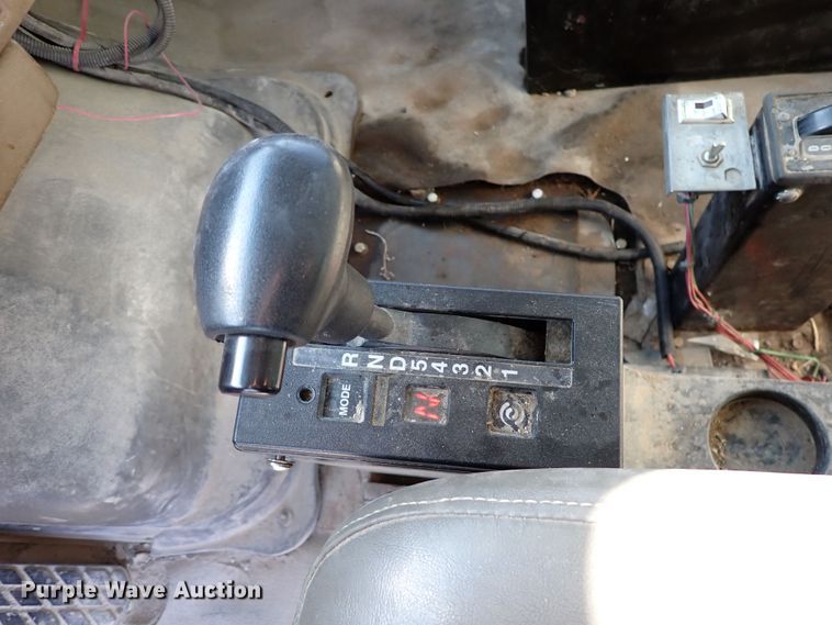 image for item DR0926 2001 Sterling L7500  dump truck