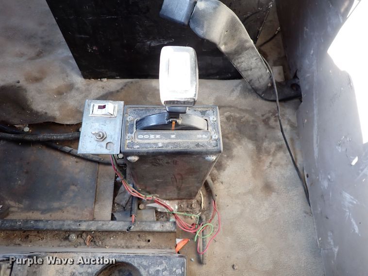 image for item DR0926 2001 Sterling L7500  dump truck