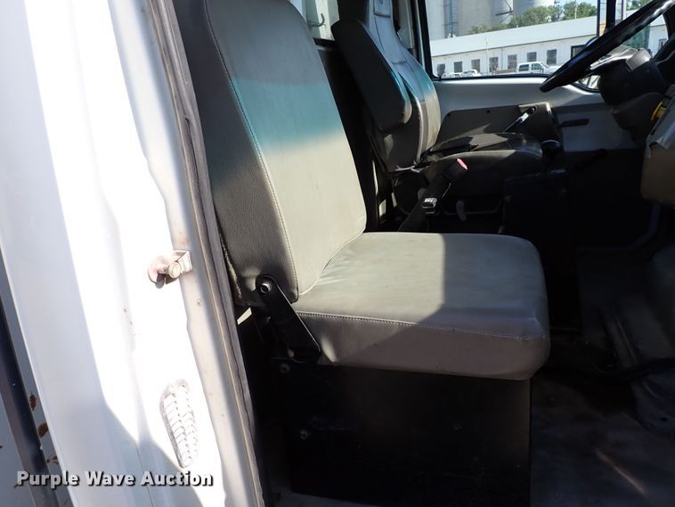 image for item DR0926 2001 Sterling L7500  dump truck