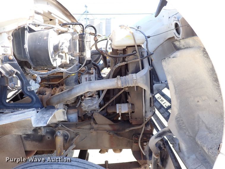 image for item DR0926 2001 Sterling L7500  dump truck