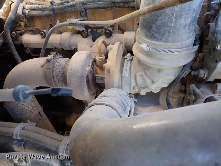 image for item DR0926 2001 Sterling L7500  dump truck