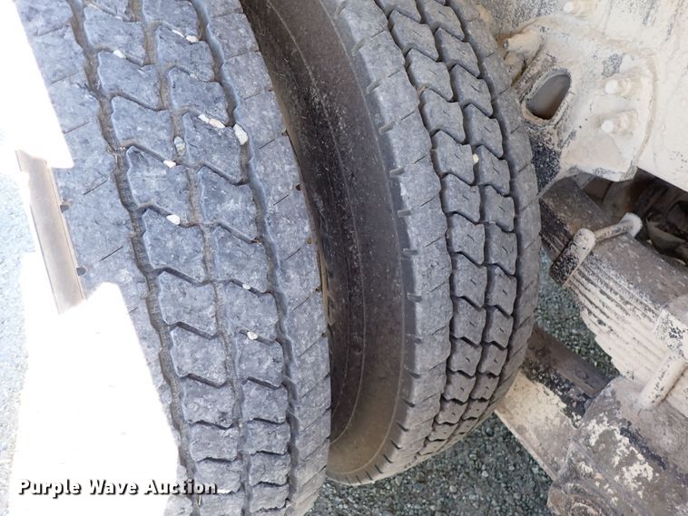 image for item DR0926 2001 Sterling L7500  dump truck