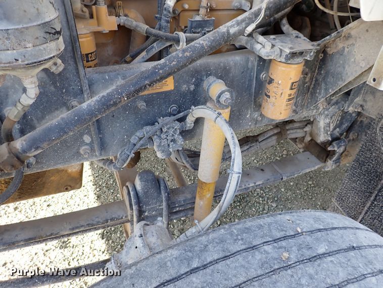 image for item DR0927 2000 Kenworth T800  semi truck