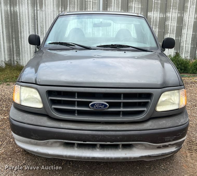image for item DS8267 2003 Ford F150  pickup truck