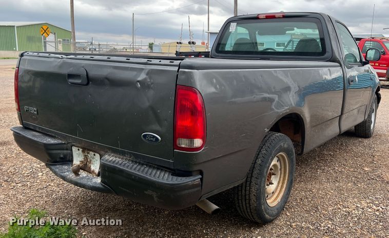 image for item DS8267 2003 Ford F150  pickup truck