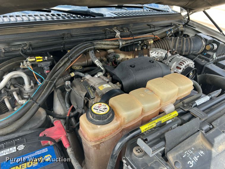 image for item DS8452 2002 Ford F350 Super Duty  ambulance