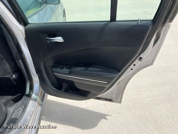 image for item DS8453 2017 Dodge Charger Police