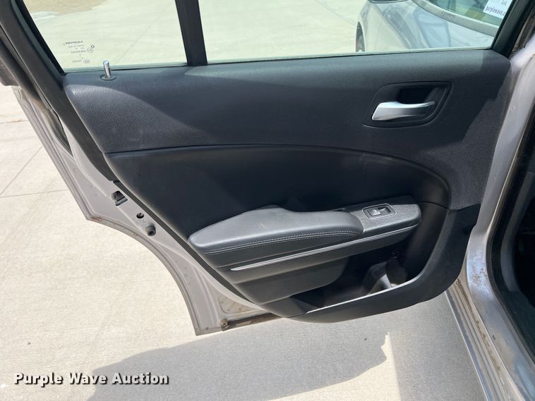 image for item DS8453 2017 Dodge Charger Police