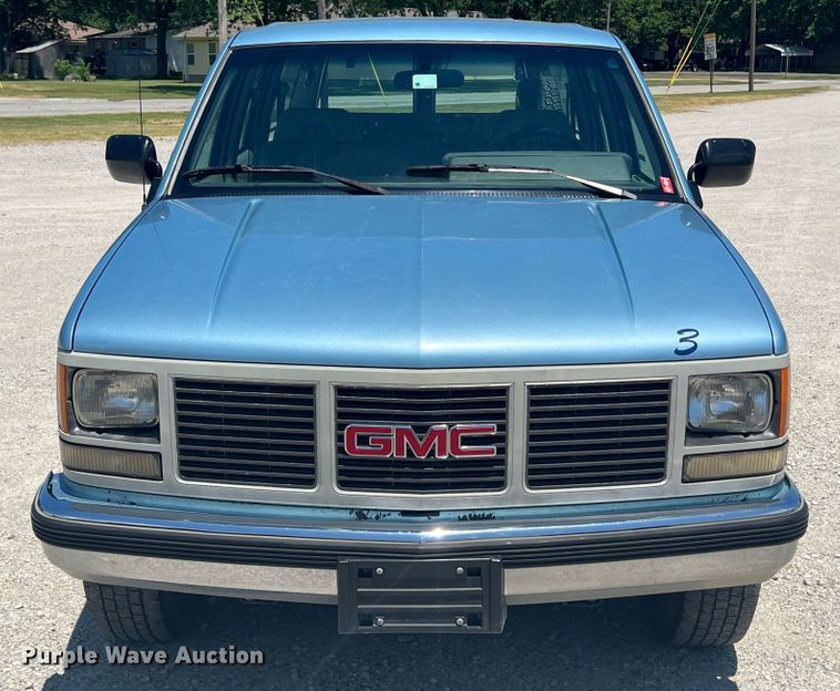 image for item HL9223 1993 GMC Suburban 1500  SUV