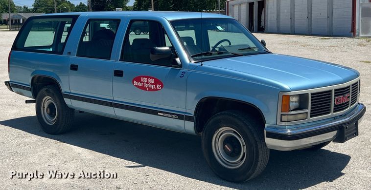 image for item HL9223 1993 GMC Suburban 1500  SUV