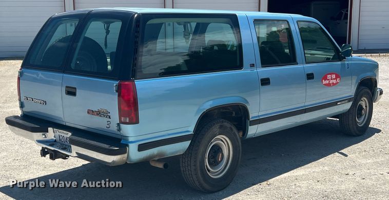 image for item HL9223 1993 GMC Suburban 1500  SUV