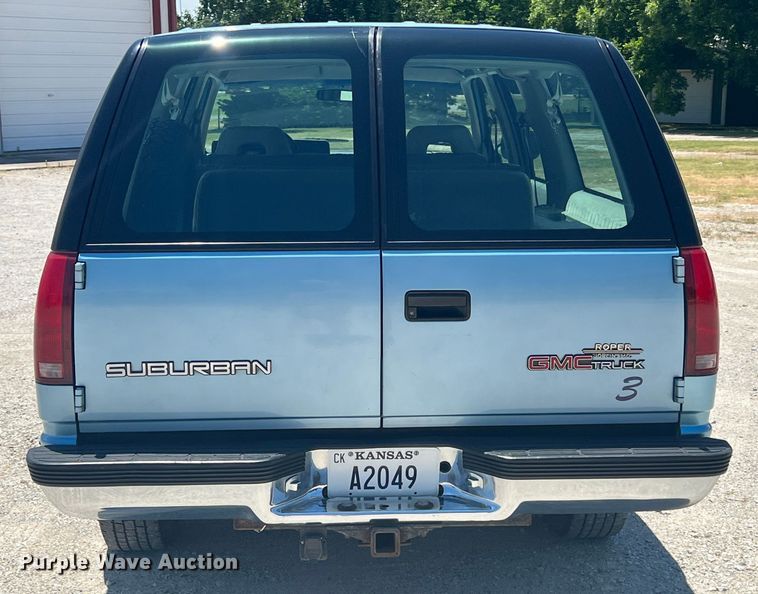 image for item HL9223 1993 GMC Suburban 1500  SUV