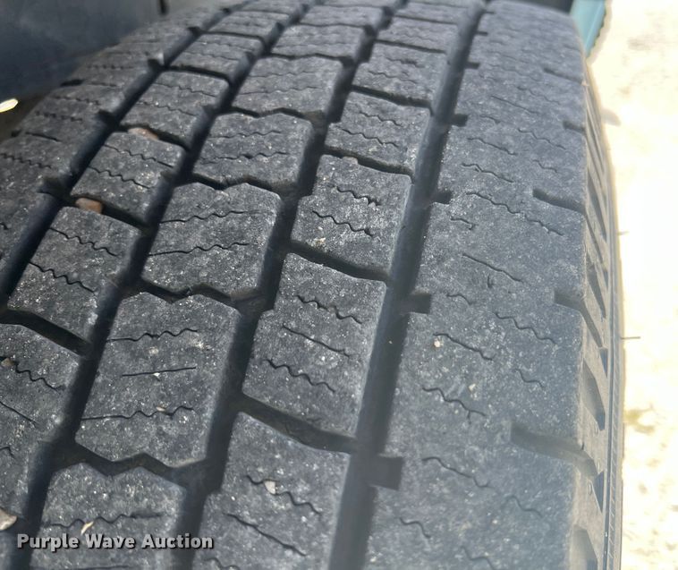 image for item HL9223 1993 GMC Suburban 1500  SUV