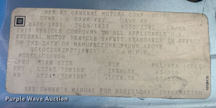 image for item HL9223 1993 GMC Suburban 1500  SUV