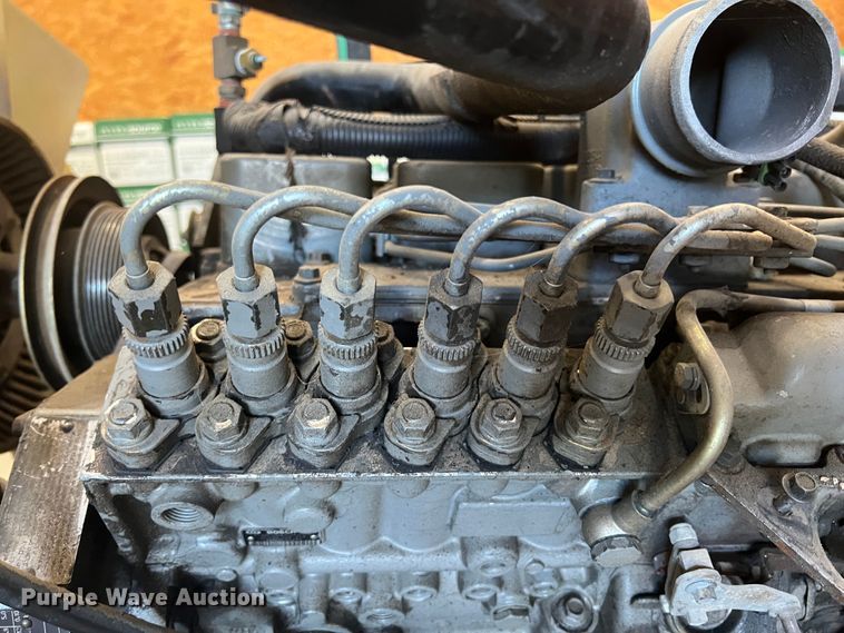 image for item HL9224 Cummins B5.9-190  engine