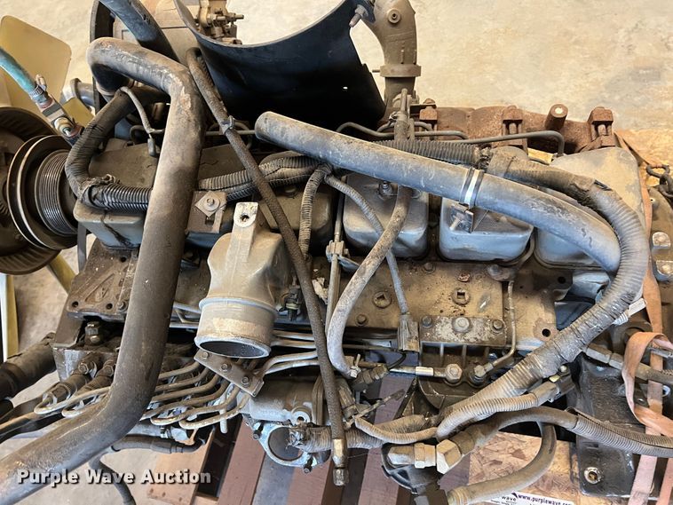 image for item HL9224 Cummins B5.9-190  engine