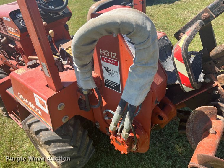 image for item HL9238 Ditch Witch 3500  trencher