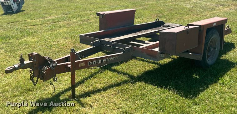 image for item HL9238 Ditch Witch 3500  trencher