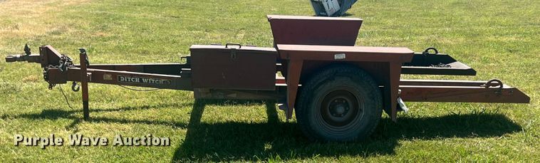 image for item HL9238 Ditch Witch 3500  trencher