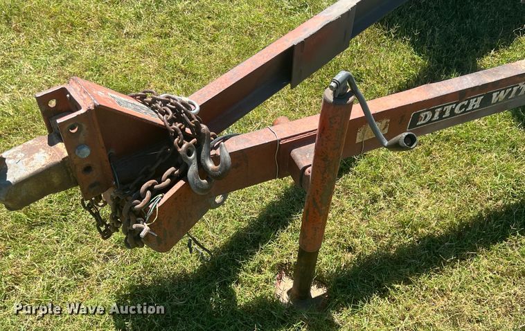 image for item HL9238 Ditch Witch 3500  trencher