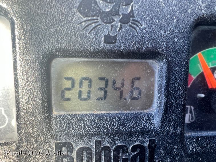 image for item HL9239 2011 Bobcat 325  mini excavator