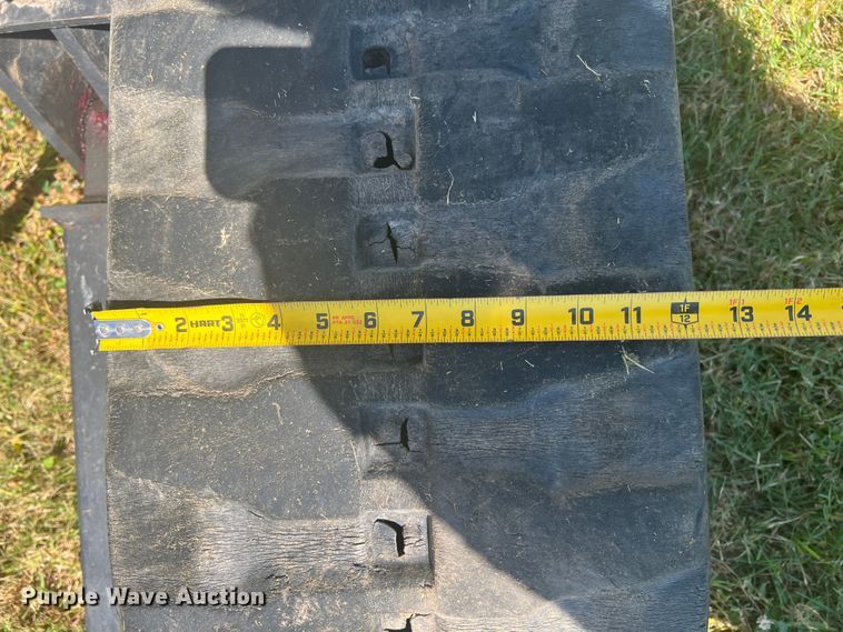 image for item HL9239 2011 Bobcat 325  mini excavator