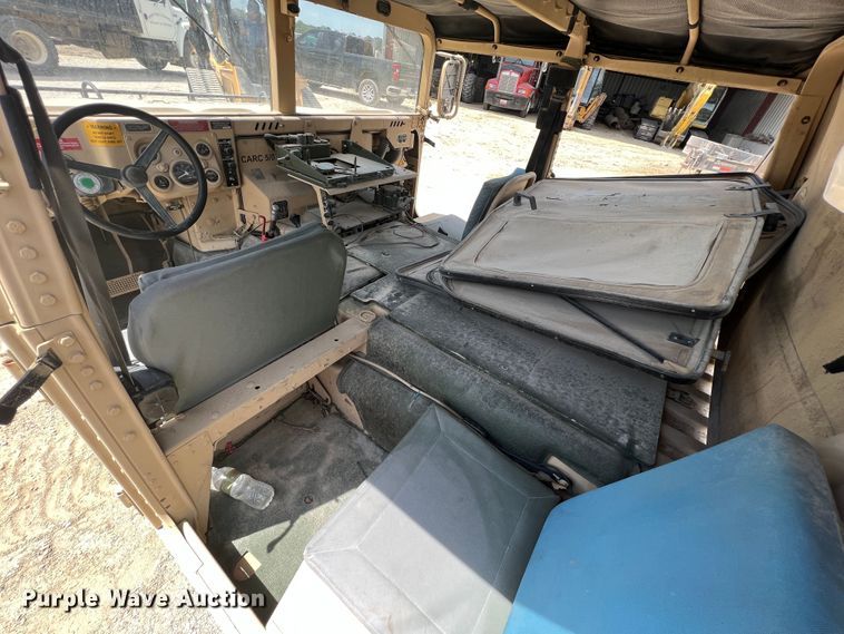 image for item HL9245 2007 Am General M998  SUV