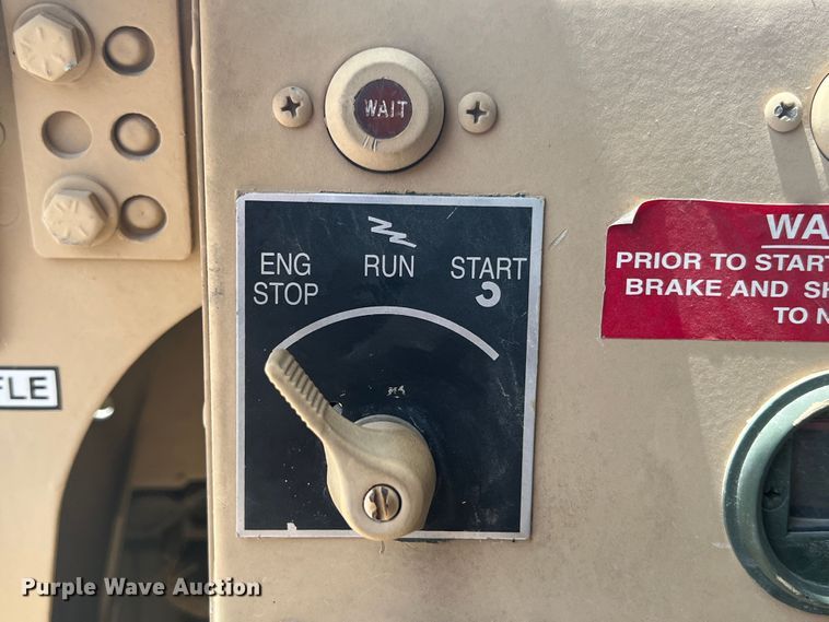 image for item HL9245 2007 Am General M998  SUV