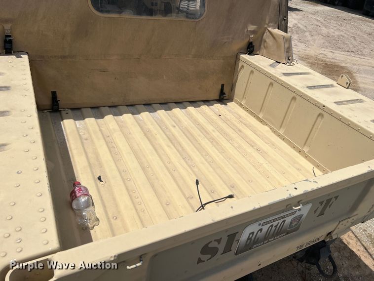 image for item HL9245 2007 Am General M998  SUV