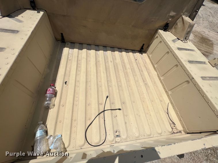 image for item HL9245 2007 Am General M998  SUV