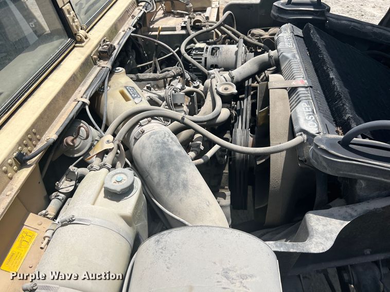 image for item HL9245 2007 Am General M998  SUV