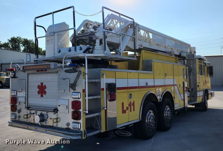 image for item JA9942 1999 Pierce Tilt Cab  ladder fire truck