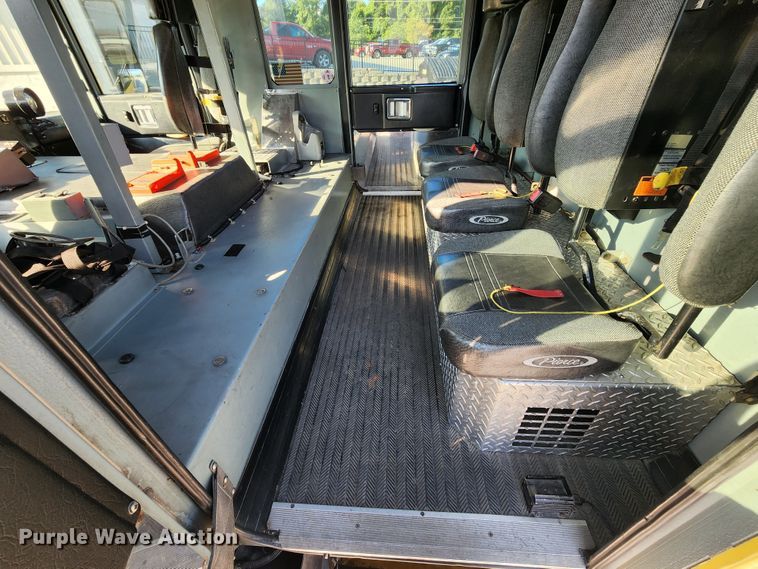 image for item JA9942 1999 Pierce Tilt Cab  ladder fire truck