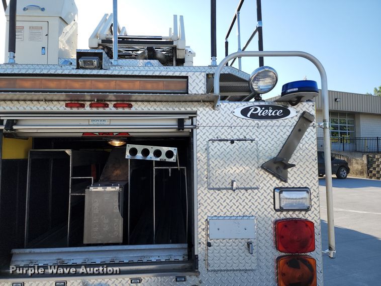 image for item JA9942 1999 Pierce Tilt Cab  ladder fire truck