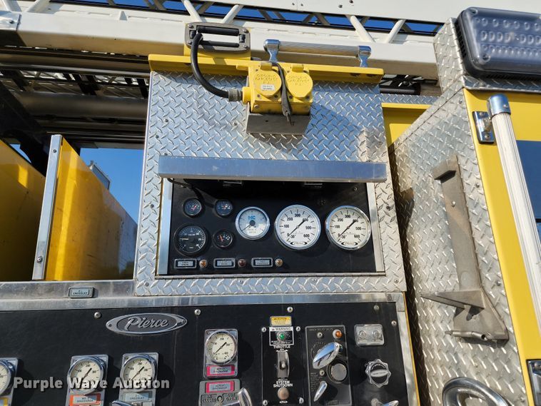 image for item JA9942 1999 Pierce Tilt Cab  ladder fire truck