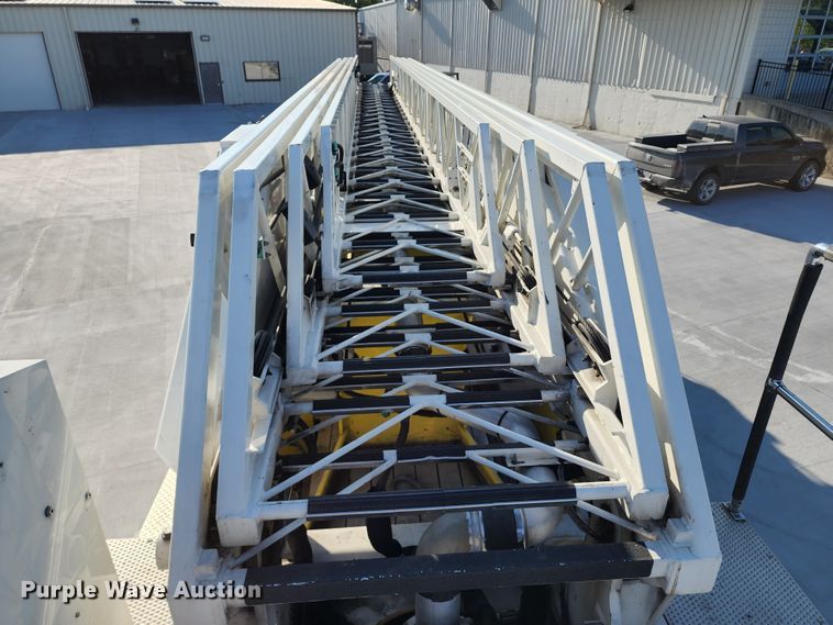 image for item JA9942 1999 Pierce Tilt Cab  ladder fire truck