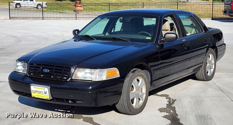 image for item JA9943 2007 Ford Crown Victoria