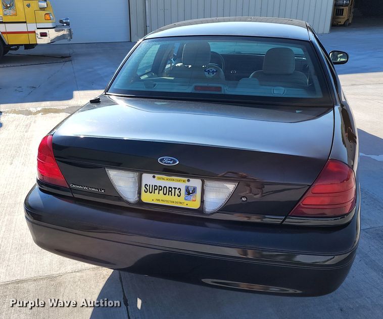 image for item JA9943 2007 Ford Crown Victoria