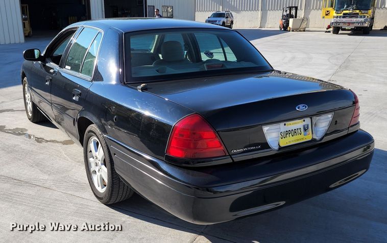 image for item JA9943 2007 Ford Crown Victoria