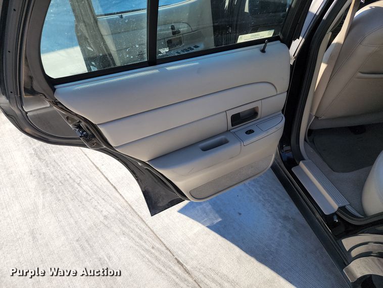 image for item JA9943 2007 Ford Crown Victoria