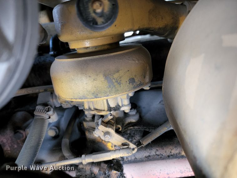 image for item JA9944 Caterpillar T40B  forklift