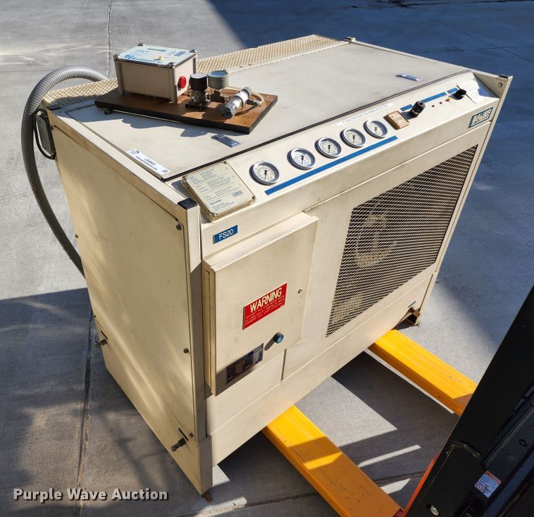 image for item JA9945 Bauer FS20-E3  air compressor