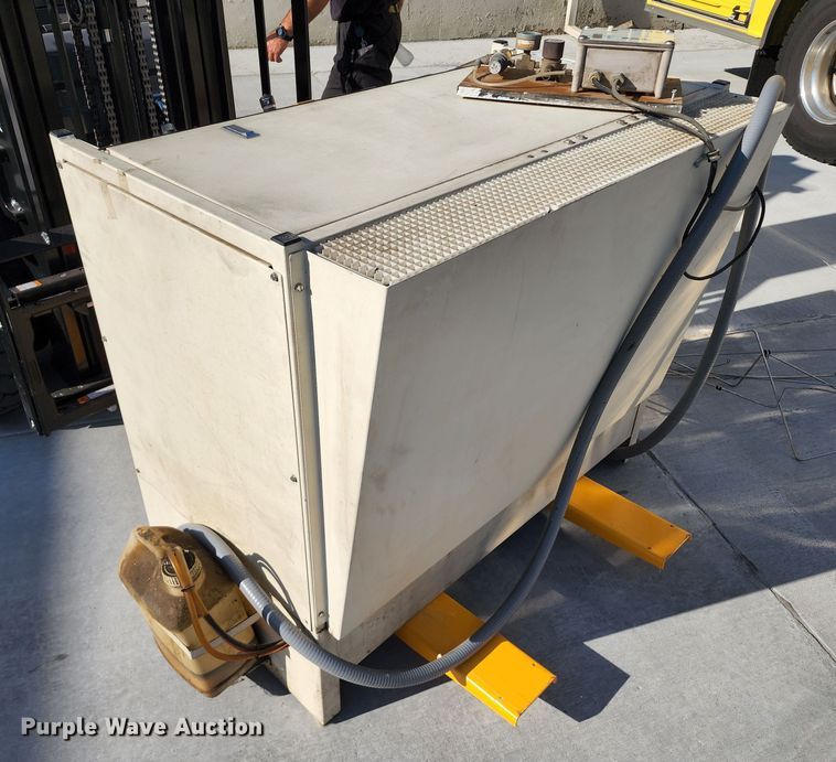 image for item JA9945 Bauer FS20-E3  air compressor