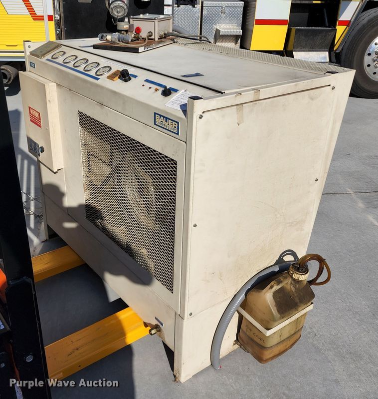image for item JA9945 Bauer FS20-E3  air compressor
