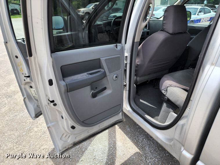 image for item JA9999 2007 Dodge Ram 1500  Quad Cab pickup truck