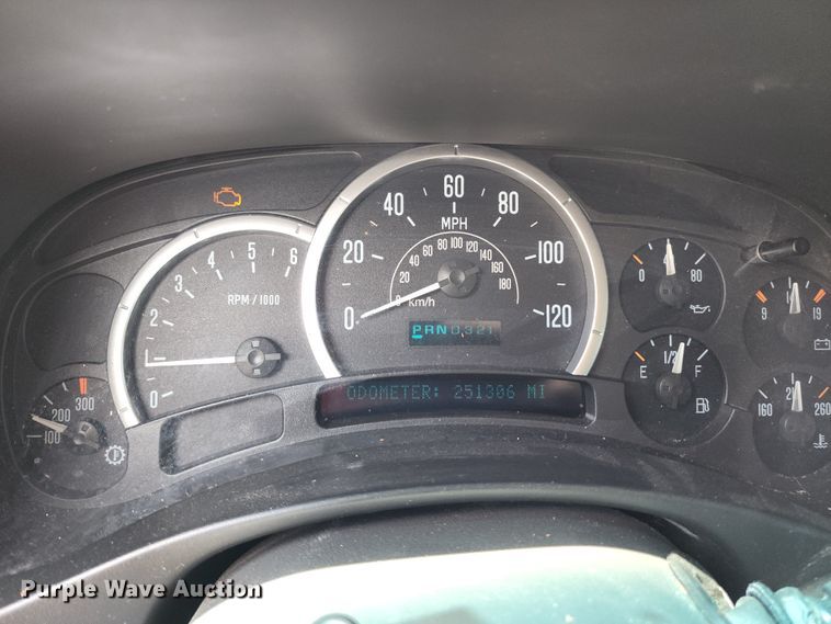 image for item JB9000 2004 Cadillac Escalade EXT  pickup truck