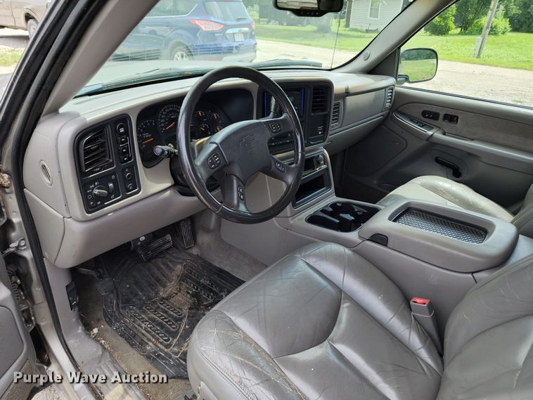 image for item JB9001 2003 Chevrolet Silverado 1500  Ext. Cab pickup truck