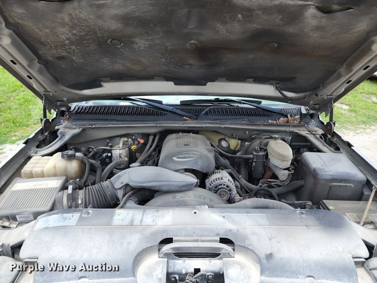 image for item JB9001 2003 Chevrolet Silverado 1500  Ext. Cab pickup truck