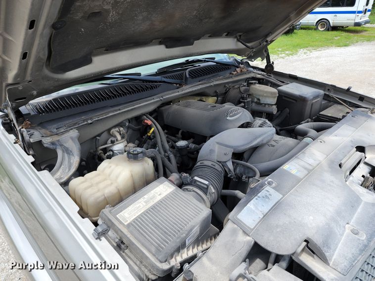 image for item JB9001 2003 Chevrolet Silverado 1500  Ext. Cab pickup truck